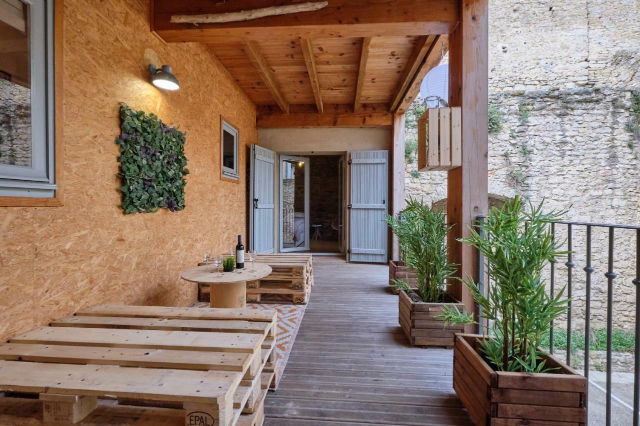 Mélina - appartement dans les remparts de la Bastide avec parking et terrasse Carcassonne Esterno foto