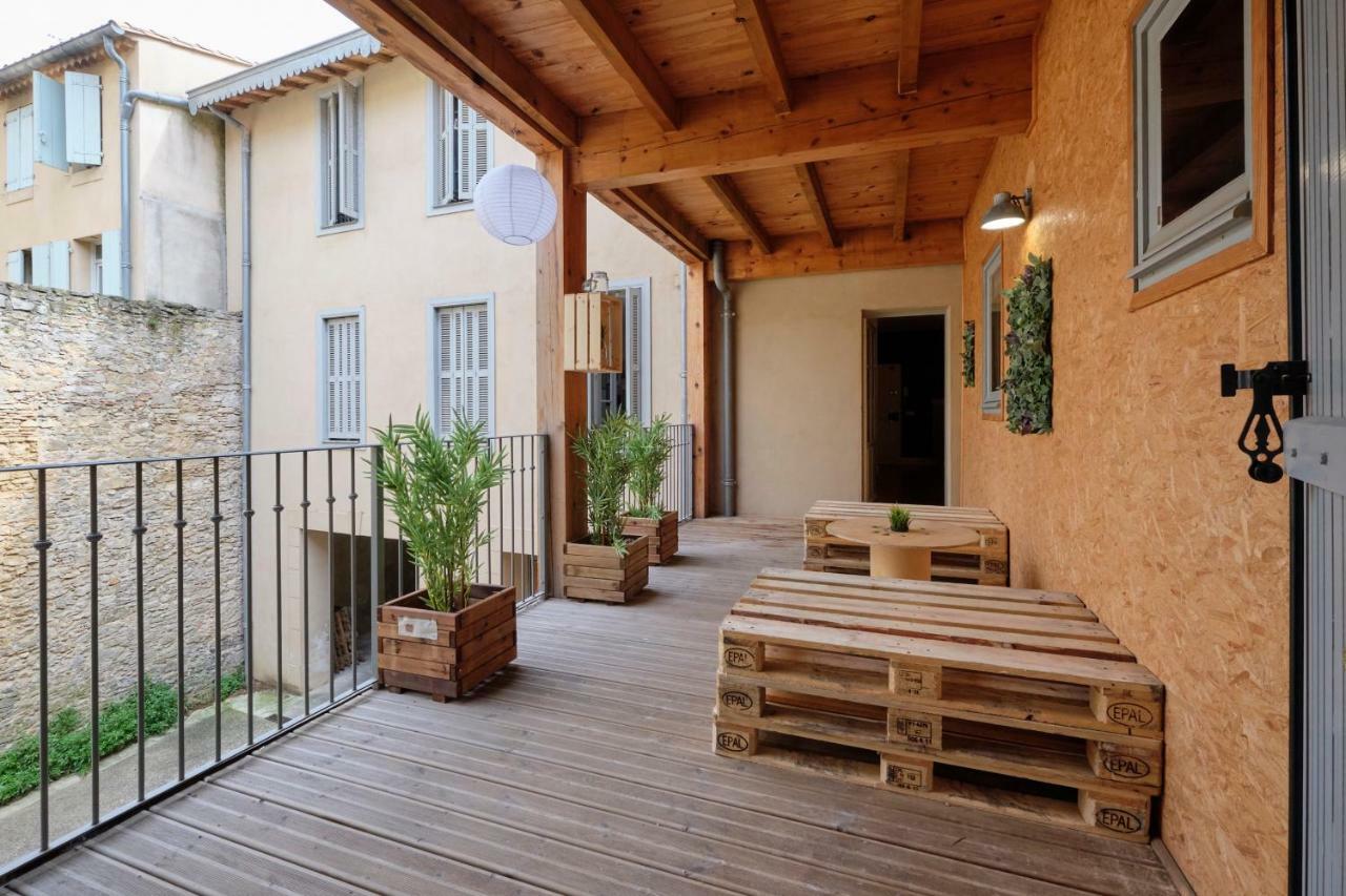Mélina - appartement dans les remparts de la Bastide avec parking et terrasse Carcassonne Esterno foto